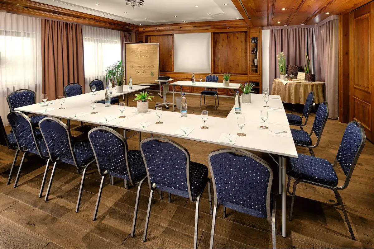 Neo_Hotel_Tagung_Raum_Neo2_U-Form